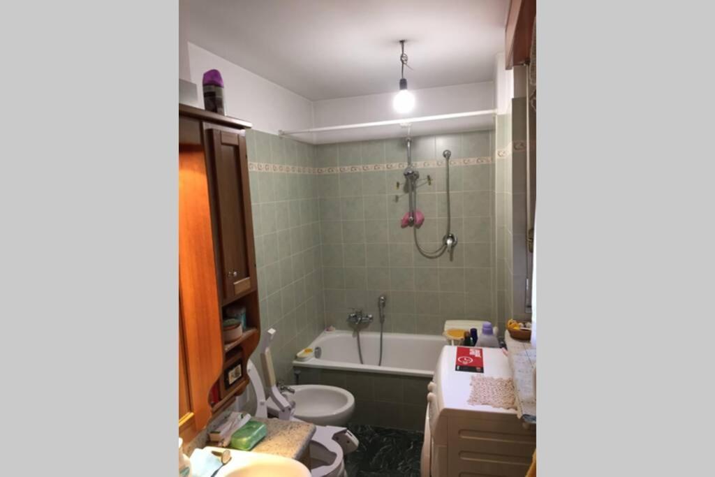 Appartamento Con Parcheggio Pubblico Sotto Casa Saint-Vincent Zewnętrze zdjęcie