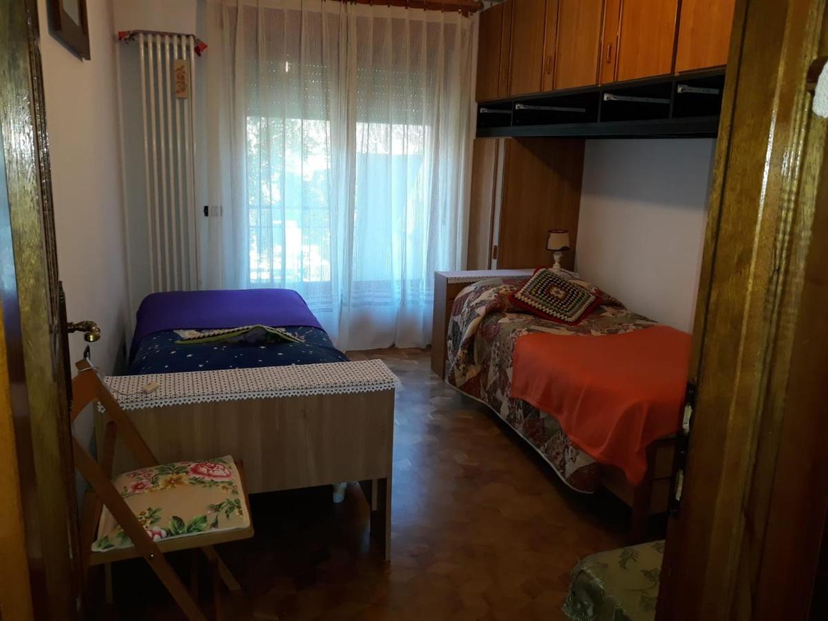 Appartamento Con Parcheggio Pubblico Sotto Casa Saint-Vincent Zewnętrze zdjęcie